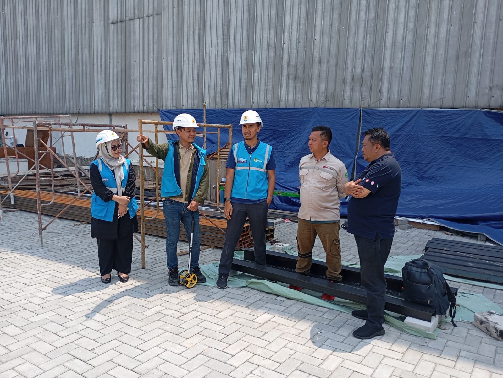 Jasa Kontraktor Menara Sentra 