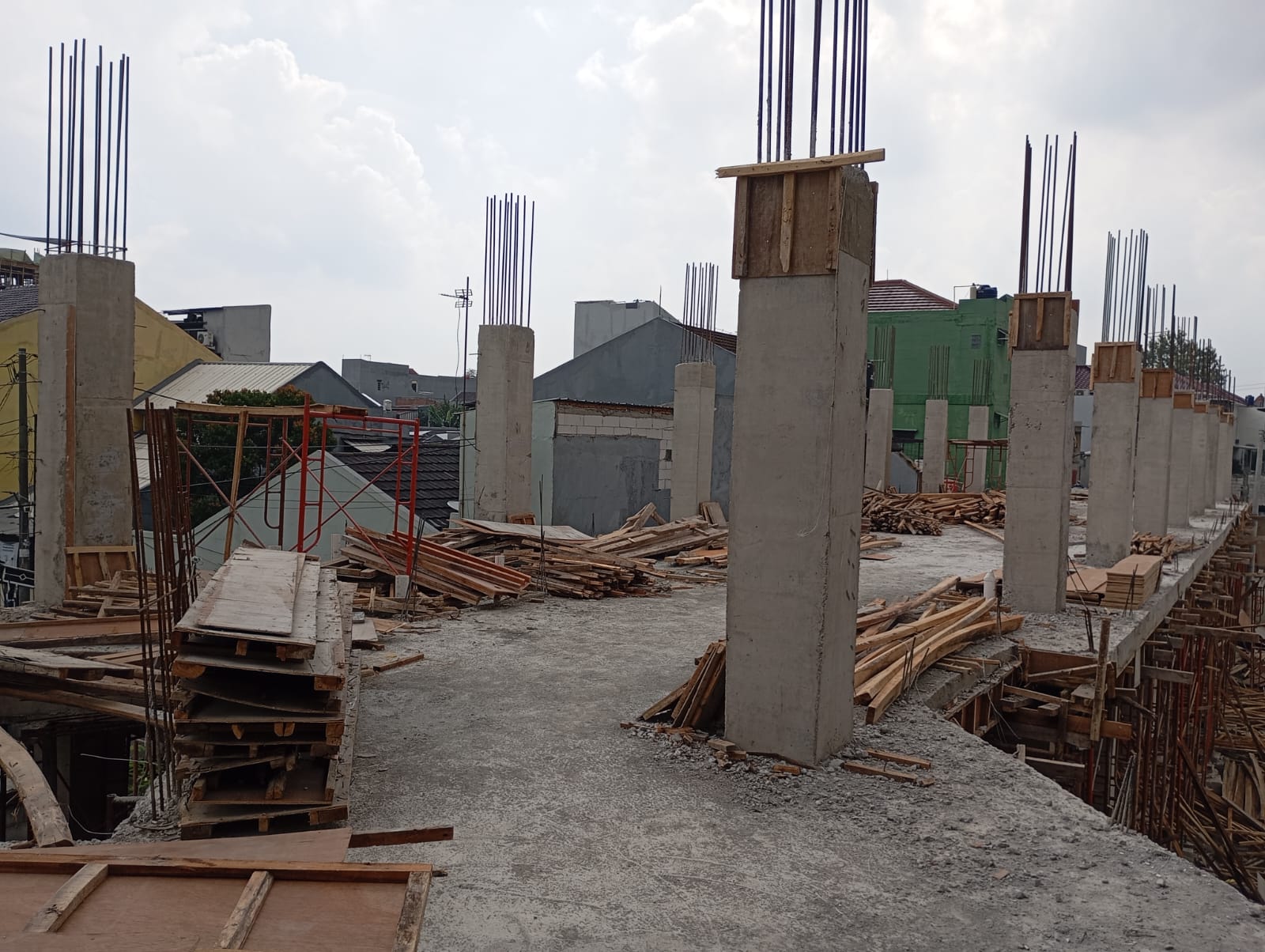 Jasa Kontraktor Menara Sentra 