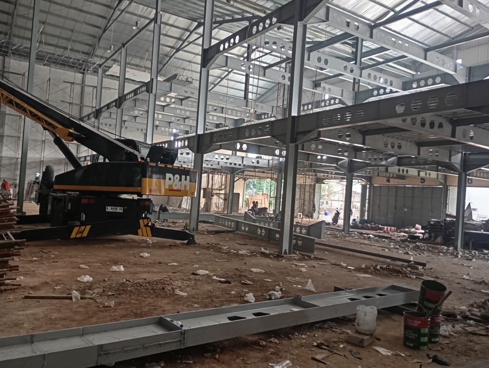 Jasa Kontraktor Menara Sentra 