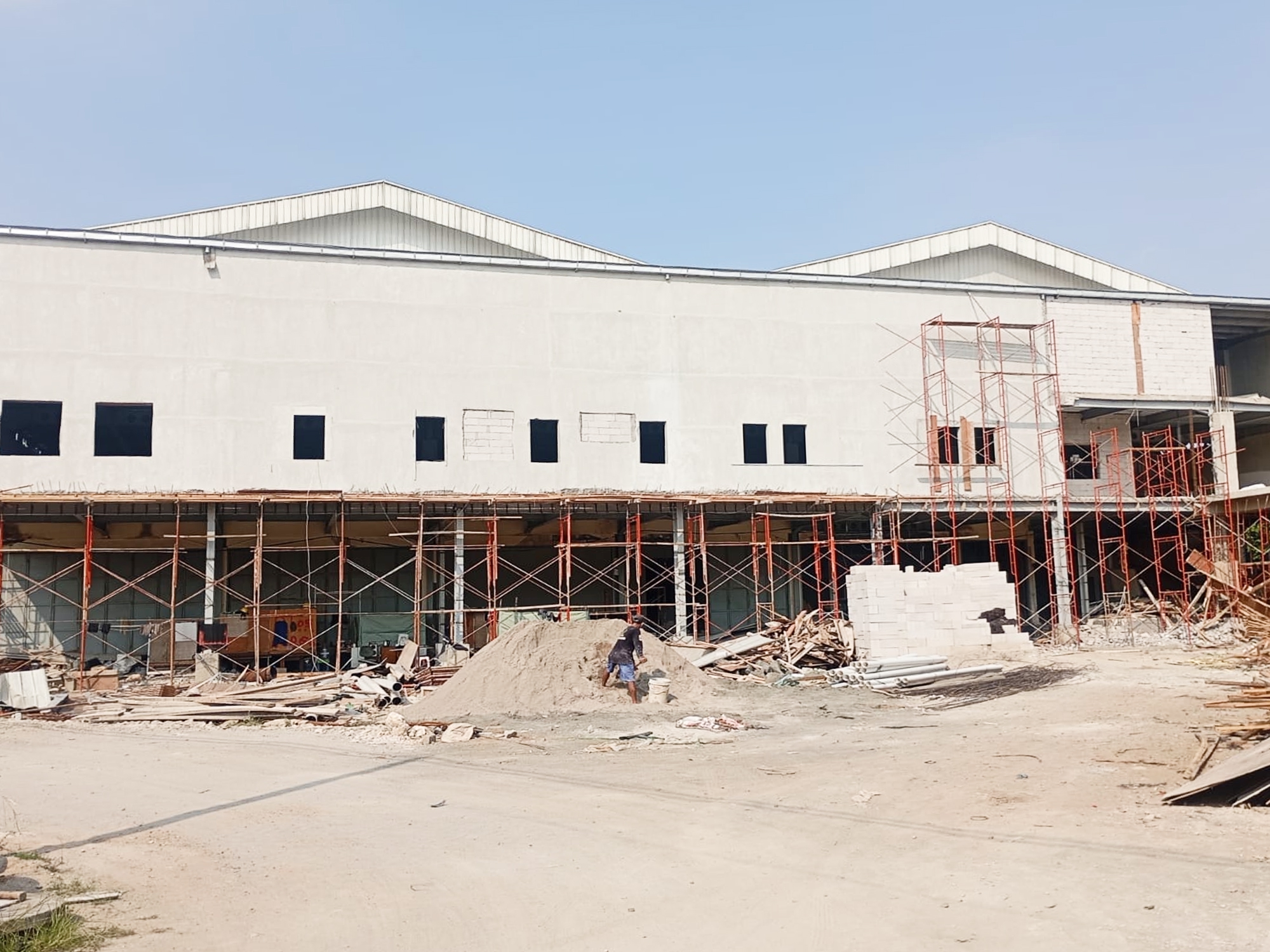 Head Office & Central Warehouse PT MPI Tbk – Jakarta