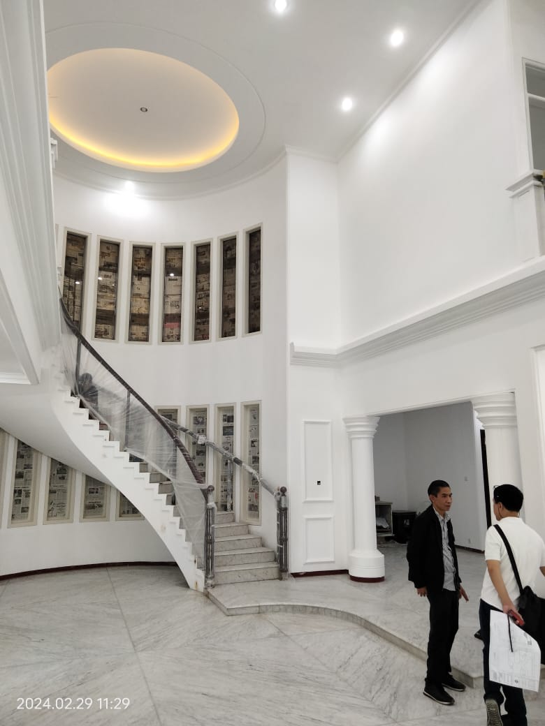 Kediaman Bpk H Yuni Abdi Kertajaya Indah, Surabaya